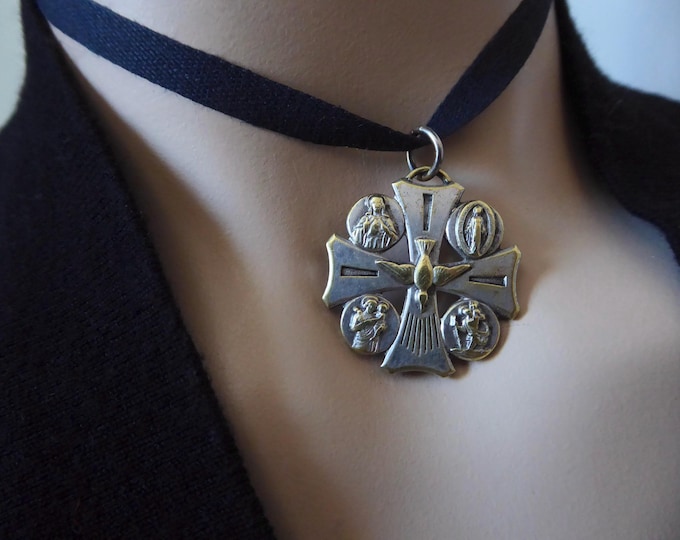 Four-way Catholic medal pendant. Italy. 1960. Vintage protective cross.