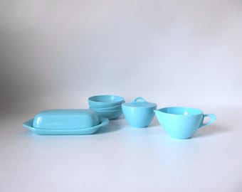 Melmac lunch set. Gencraft by G.P.L. Made in Canada. 1970s. Vintage kitchen.