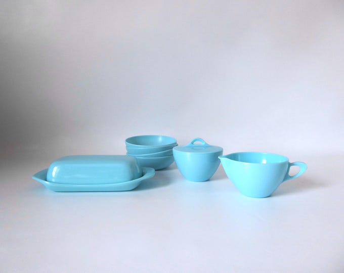 Melmac lunch set. Gencraft by G.P.L. Made in Canada. 1970s. Vintage kitchen.