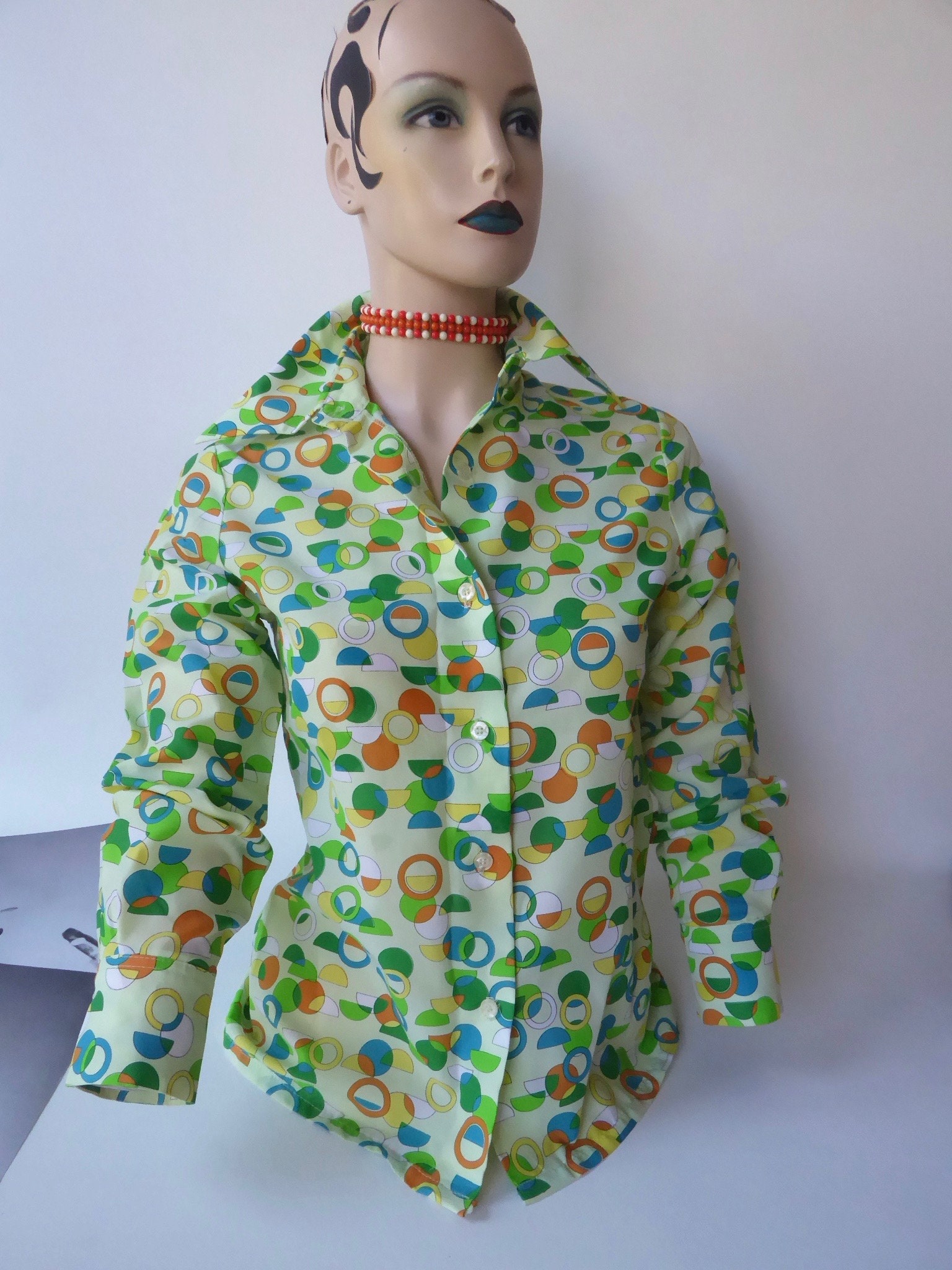 voor grens toekomst Miss Sun Valley pop art blouse 1960 . Long sleeves. Orange, green and  yellow and blue. Modern art. Hop art. Morris Watkin.Space age.