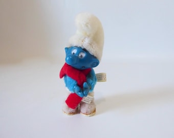 Vintage Smurf with red scarf. Wallace Berrie. Peyo. 1980. Felt and plastic.