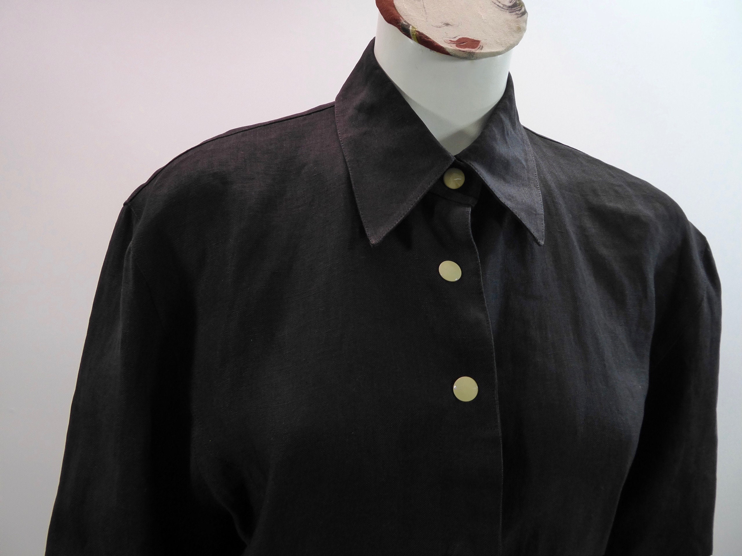 Robe styliste couturier Claude Montana. Lin noir. Paris ...