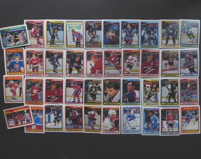 O-Pee-Chee Hockey Card Lot. 1990-91 Season. Wayne Gretzky. Mario Lemieux. Montreal Canadiens. Quebec Nordiques. Vintage Hockey.