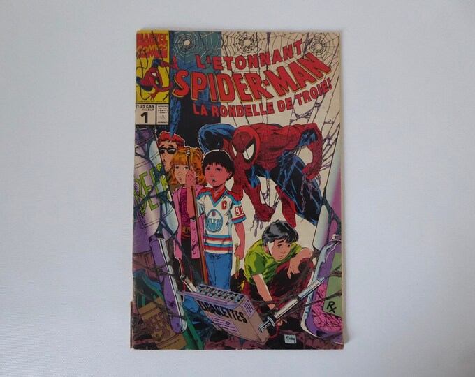 The Amazing Spider-Man. The Trojan Puck. Marvel Comics. 1990. Vintage Comic. Scott Lobdell. Jime Craig. French Adaptation Spider-Man.