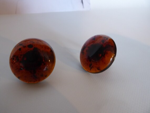 Round earrings bulging amber plastic. Translucent… - image 4