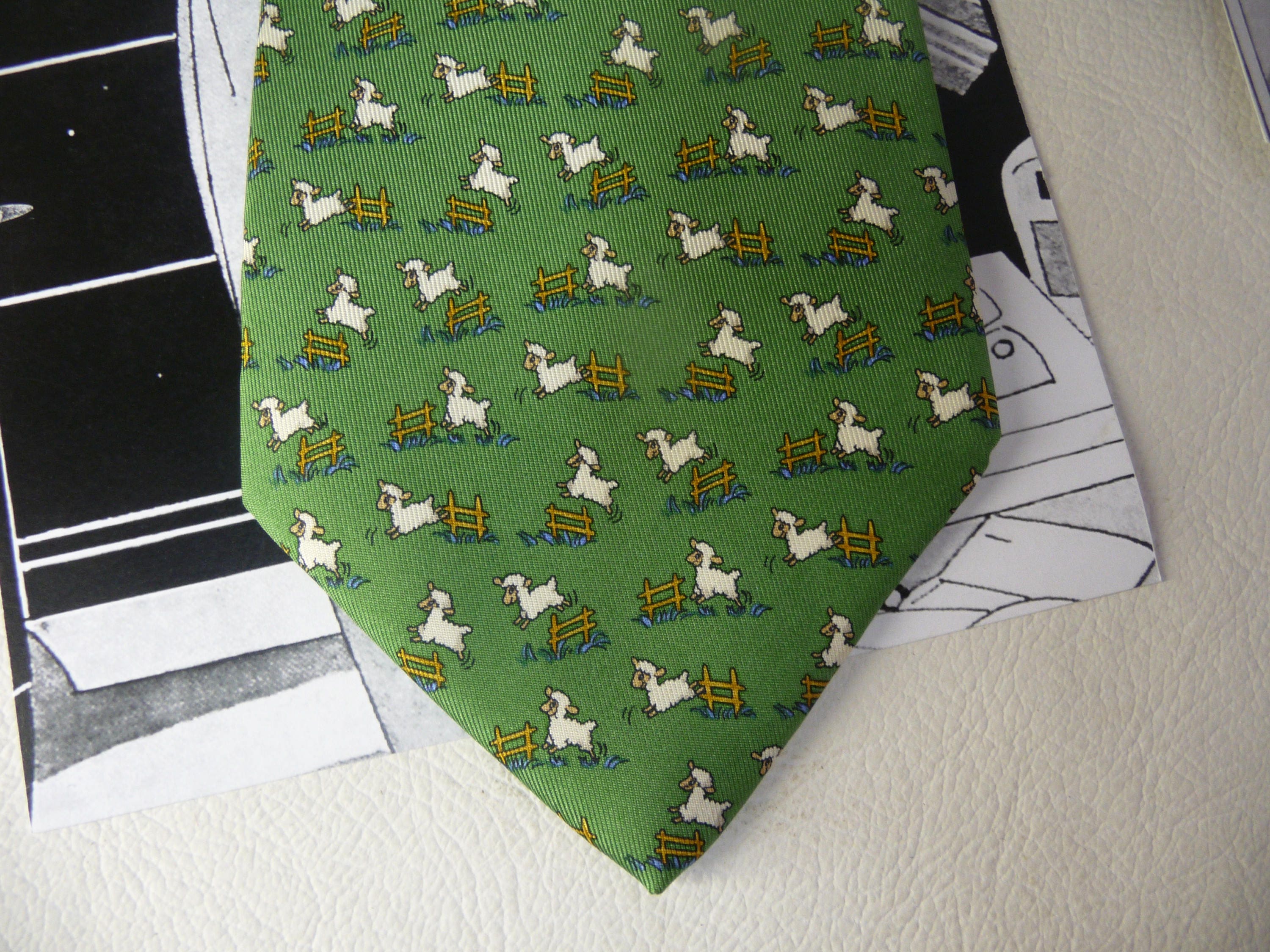 ferragamo necktie