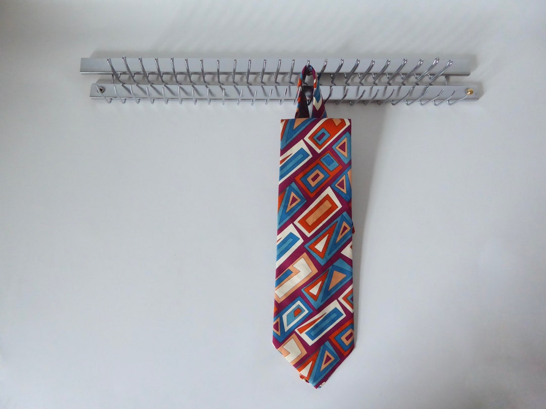 Unique Tie Rack Vintage Chrome Tie Rack. Modern Style. 1970s. Vintage Decor. 23 Ties ...