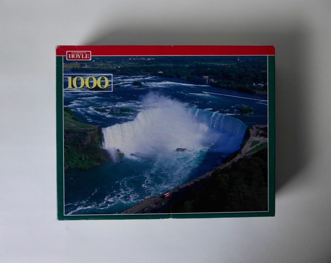 Vintage Niagara Falls Puzzle. 1000 pieces. Hoyle products. 1999.