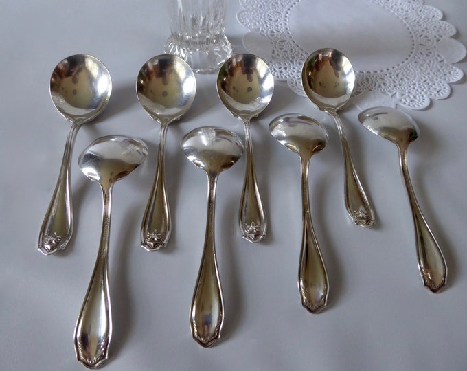 Lot of 8 antique ice cream spoons. 1910. Silver plated metal. WM.A.Rogers SXR. Art Deco glass. Kitchen utensil. Sorbet. Tableware