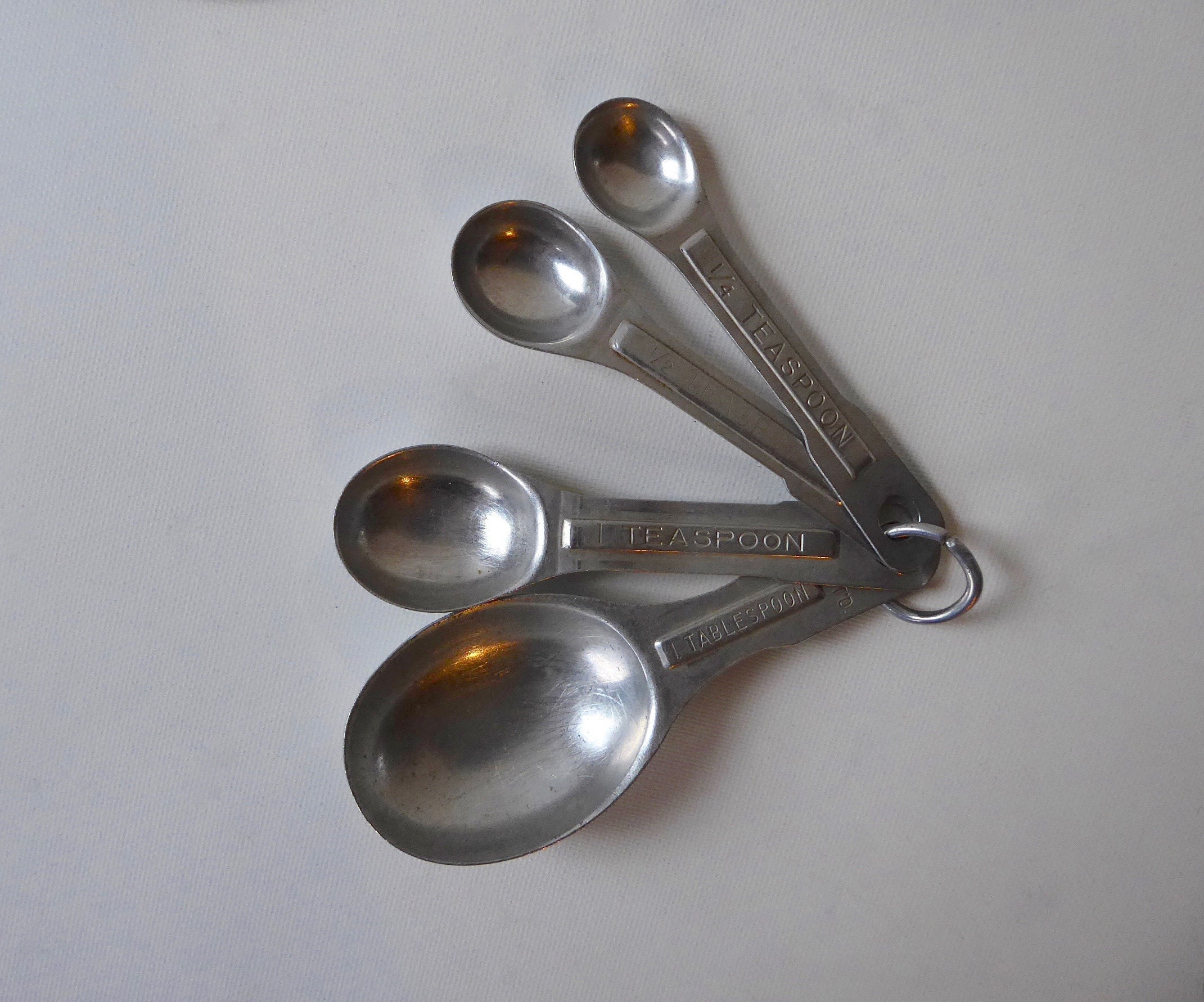 Vintage Aluminum Measuring Graduated Cups Spoon 10 Piece -  in 2023