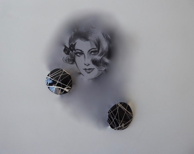 Earrings vintage clip black circle black white lines. Year 50.