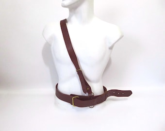 Vintage military leather shoulder belt. 1950s. Militaria.