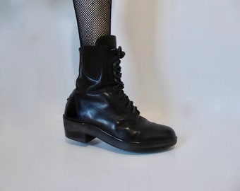 Landi black leather laced ankle boots. Unisex.Italy. Horse riding. Rock.Punk.Moto.Comes with 2 shoe trees