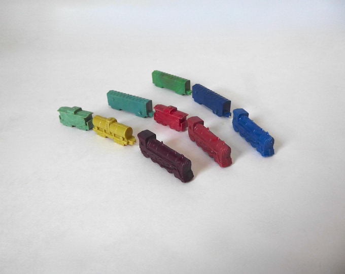 Vintage cracker jack train, locomotive and wagon. 1950.