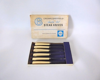 Crown Sheffield stainless steel steak knives. Shell promotional item. 6 knives. 1970s. Vintage kitchen.