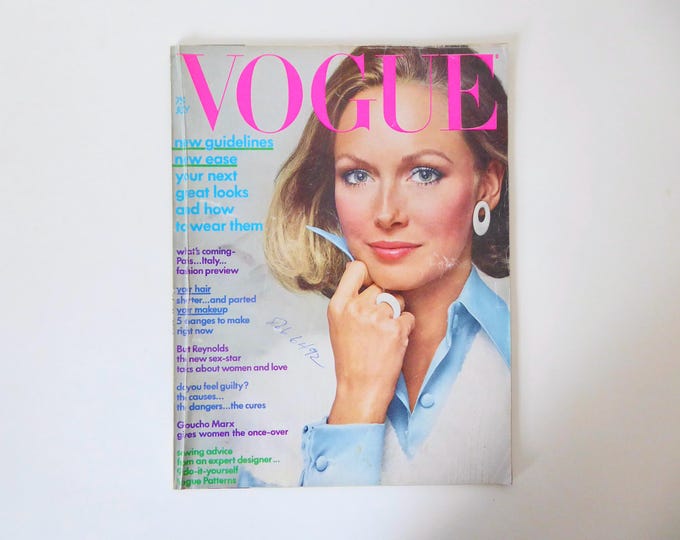 Vogue July 1972. US Edition. Fashion Magazine.