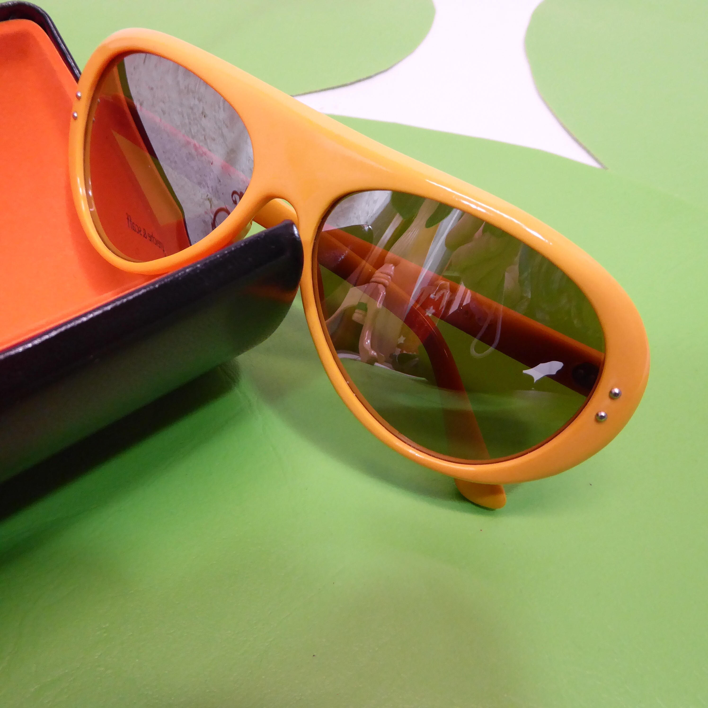 i ski glasses