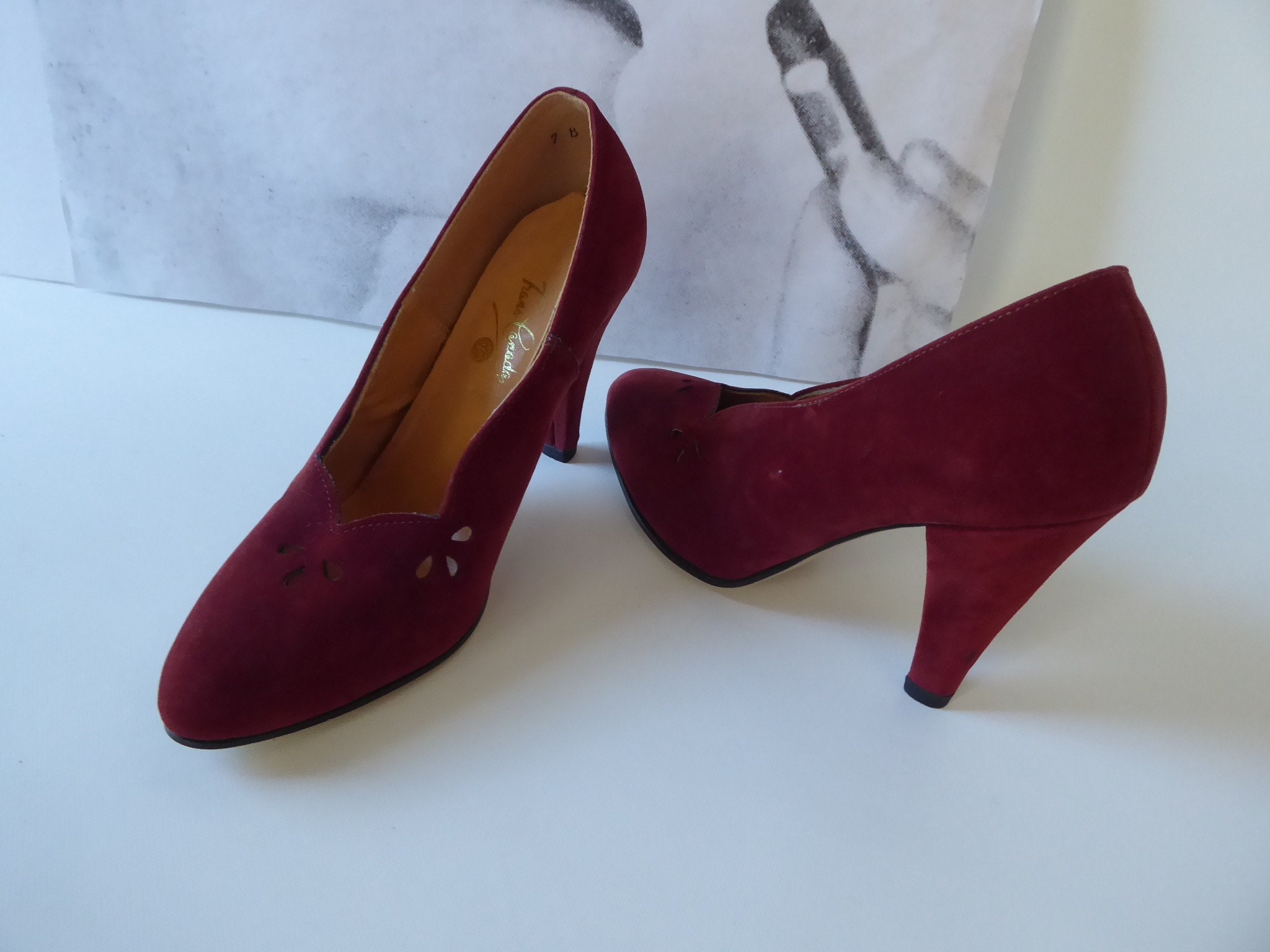 Stolpe kompromis Intuition Vintage shoe. High heel pump. Burgundy red Sweden. Leather. Year 1950.  Trans-Canada casual.