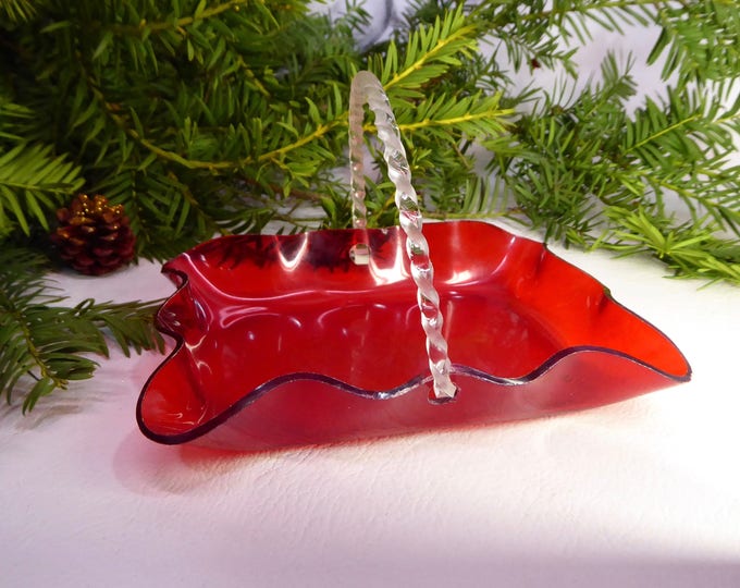 Handkerchief service tray. Candy cane red acrylic. Removable transparent handle. 1950. Christmas candy. Fifties decor. Holiday season.