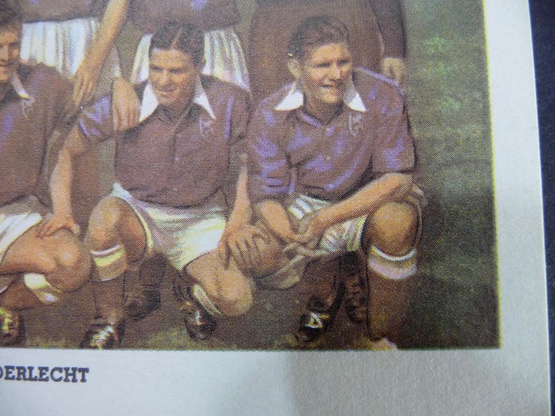 SC Anderlecht. Belgian Champions 1950-51. Division of Honour. Aiglon Chocolate Club. 1950s Football. Football Photogravure. Soccer image 3