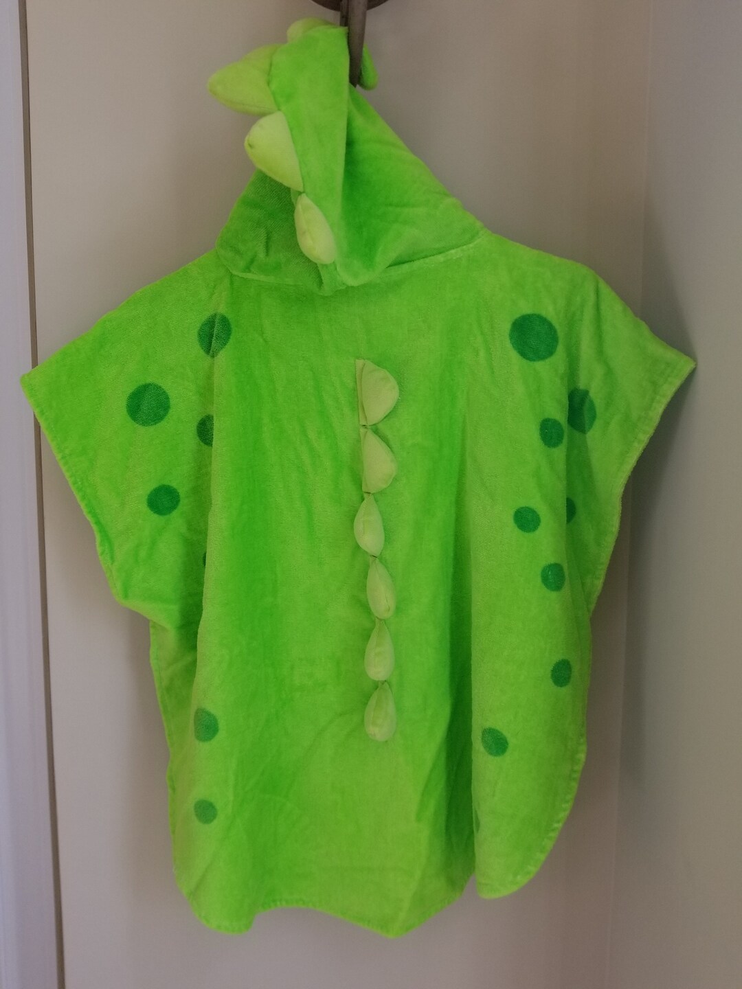 Super Fun DINOSAUR TOWEL Dinosaur Bath Towel for Kids. Perfect for Your