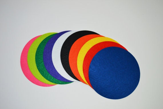 Sticky Back Felt DIY Circles SET of 10 Great for Capes, Shirts, Crafts,  Classroom 