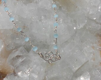 Collar de loto de calcedonia azul de piedra natural, plata de ley
