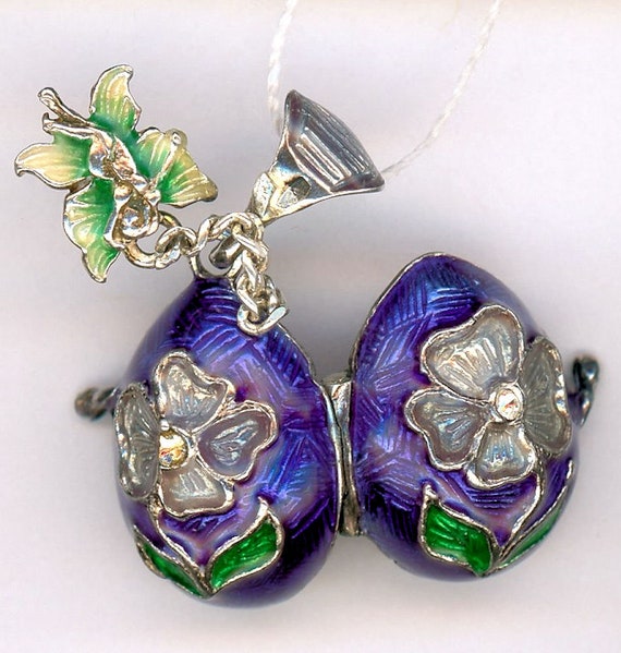 Pendentif oeuf de fabergé - Canada