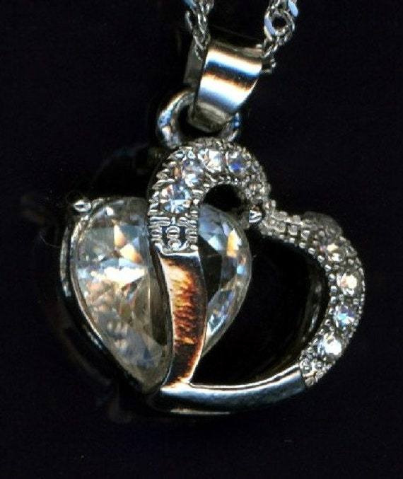 Collana Con Zircone A Cuore Rosso - Flores Gioielli