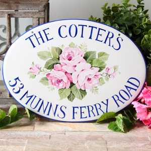 Letrero de dirección personalizado con rosas, números de casa, letrero para el porche delantero, placa de dirección - Rose Cottage
