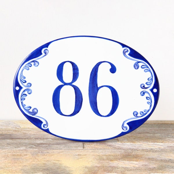 Numero civico dipinto a mano, targa ceramica ovale con numero blu per esterno o per porte d'ingresso