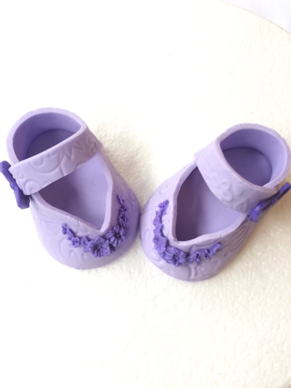 purple baby shoes