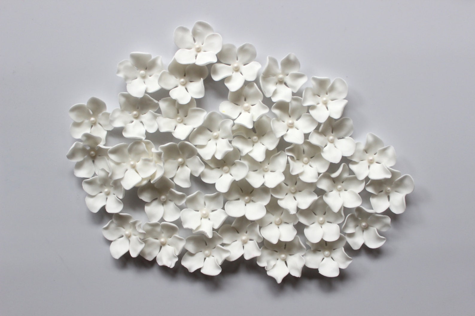 Fondant Flowers 36 Hawaiian Edible Flowers Tropical White Etsy
