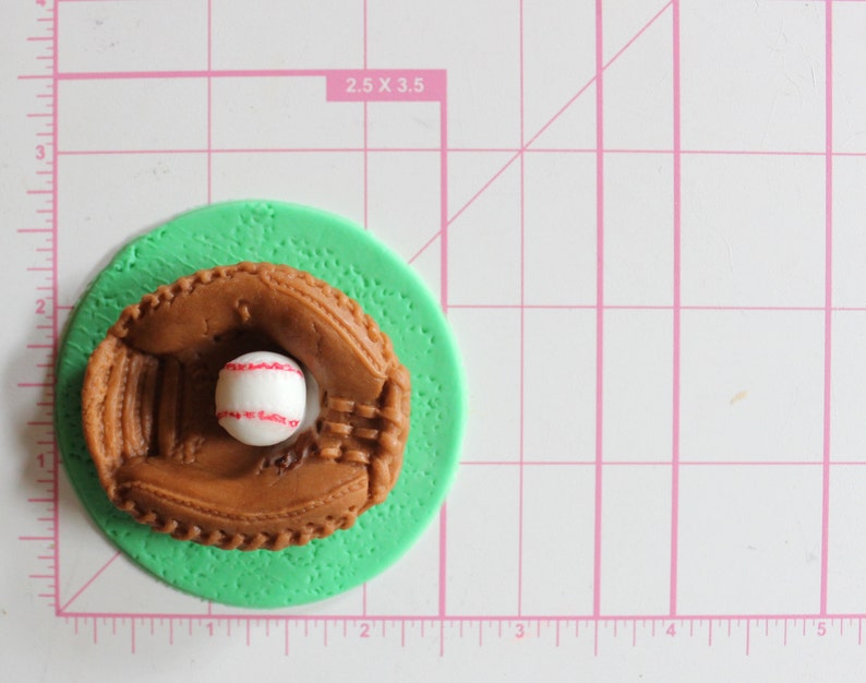 12 baseball cupcake toppers edible fondant decorations sports Etsy