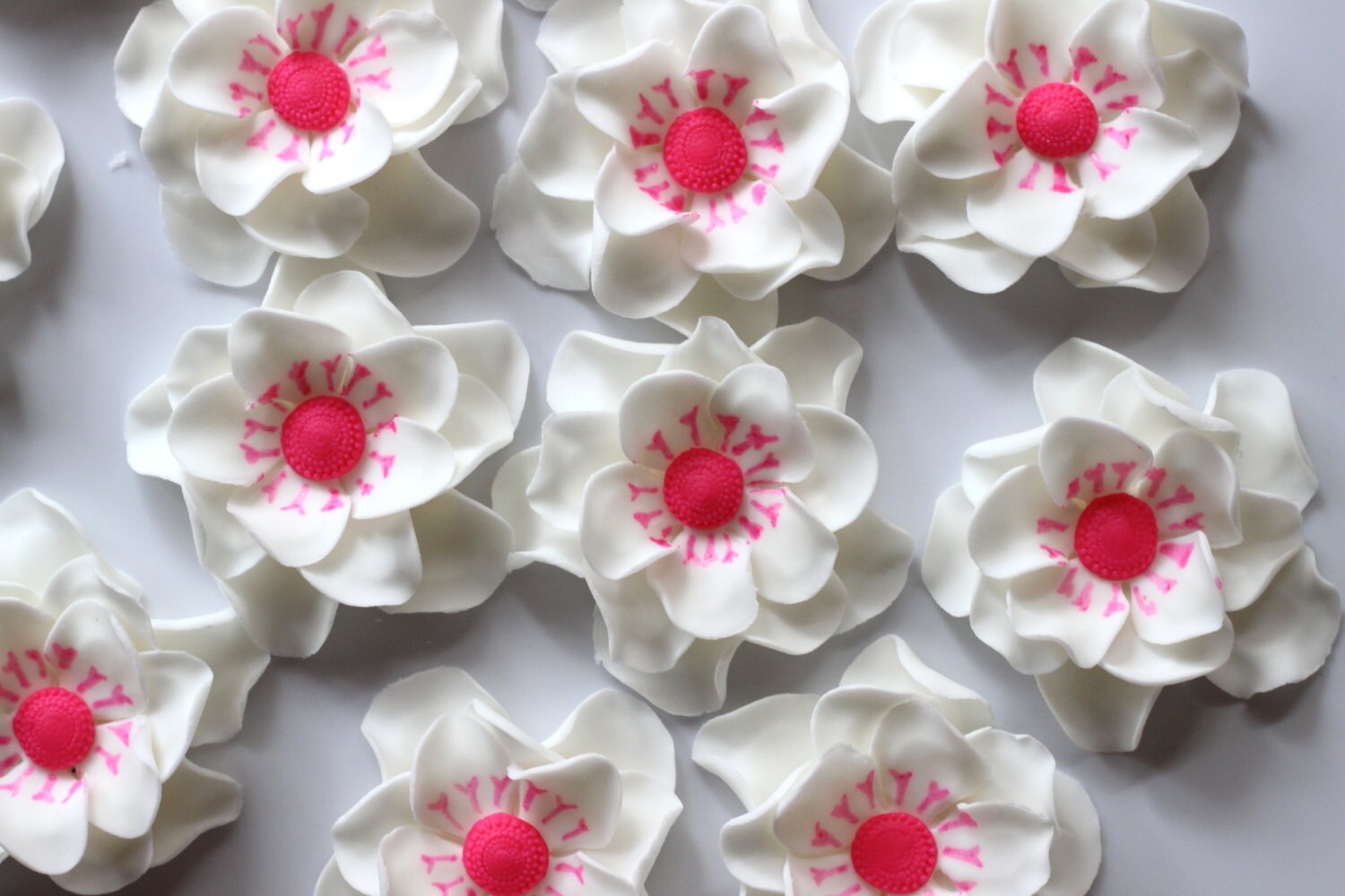 12 fondant anemone flower cupcake toppers white pink blossom Etsy