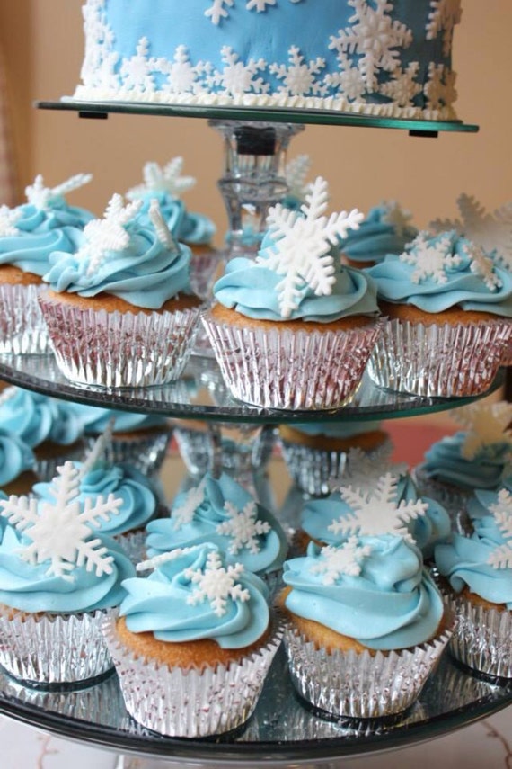Snowflake Cake Topper 36pcs Edible Fondant Snowflakes