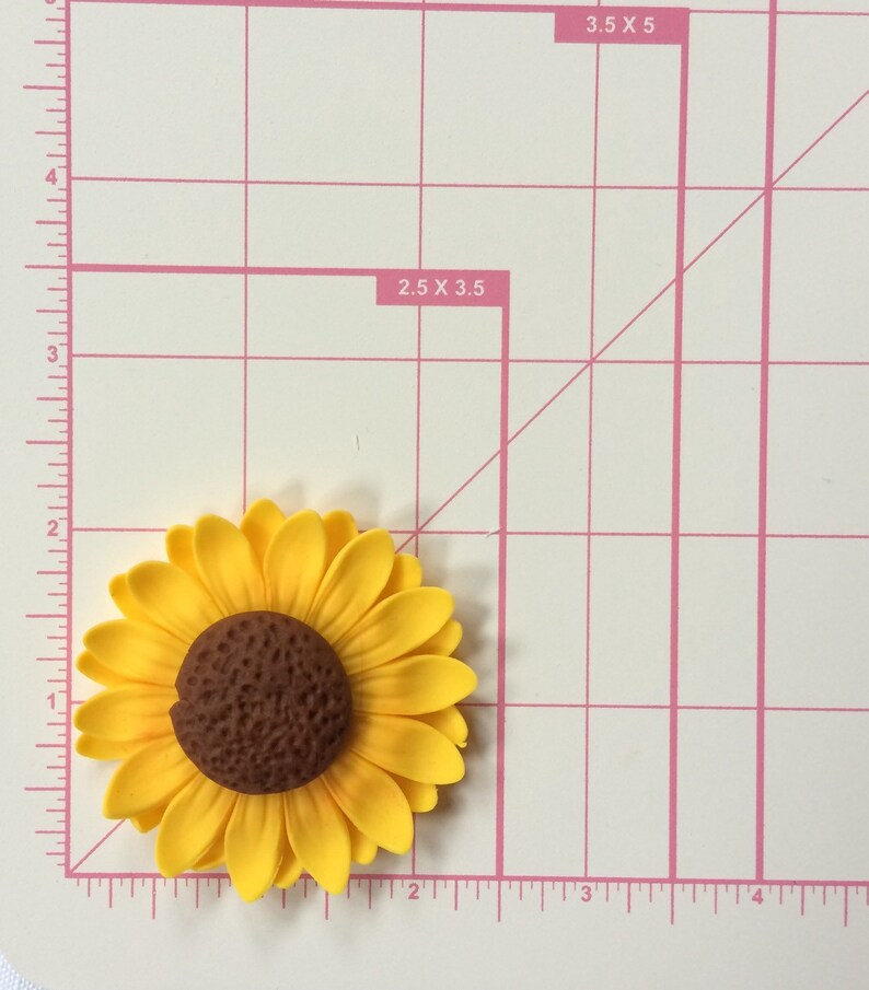 Fondant Flowers 12 Medium Sunflowers 2 Edible Flowers Etsy