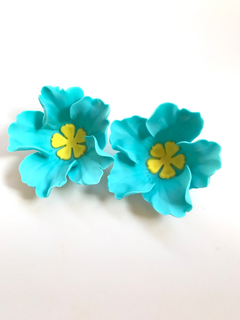 Fondant flowers 12 Bright Hawaiian tropical Hibiscus edible Etsy