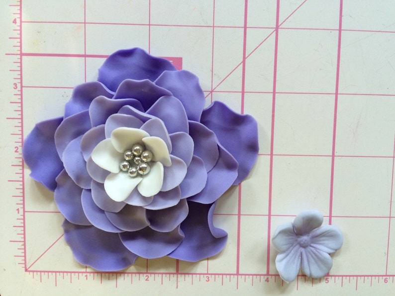 Wedding Cake Flower Topper 42pcs Edible Fondant Flowers Purple Etsy