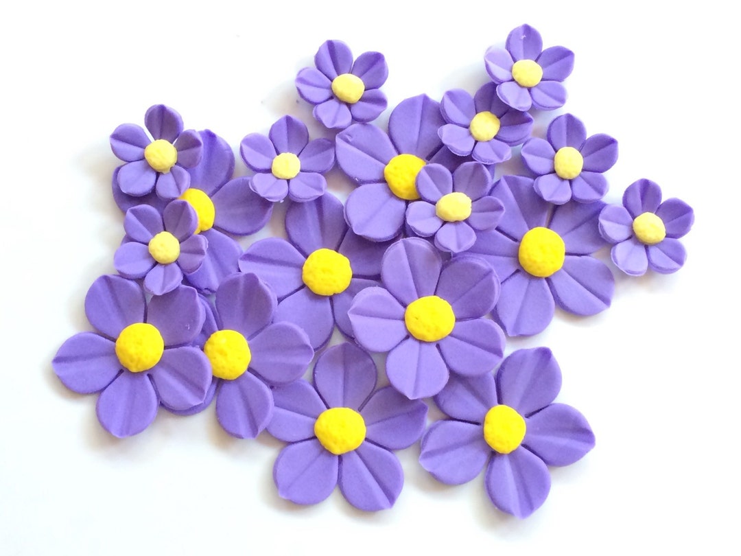24 Lavender Edible Flowers Cake Decorations Fondant Flowers Etsy