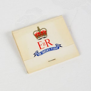 The Queen&#39;s Flight Matchbook – Vintage Royal Air Force