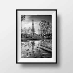 Photo Print Paris - The Eiffel Tower Palais de Tokyo Black and White Art Poster Landscape Street Scene Home decor Wall Art