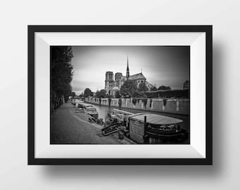 Tirage Photo Paris - Cathédrale Notre Dame de Paris Ile de la Cité et la Seine Image en Noir et Blanc Affiche Poster Pose Longue