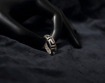 Vintage Sterling Silver Band Ring
