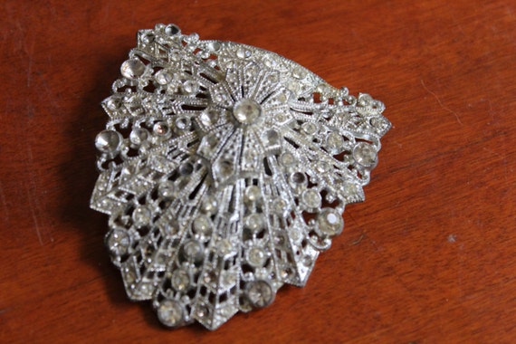 Art Deco Silver Tone Dress Clip With Rhinestones - image 2