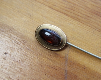 Art Nouveau Amethyst Glass Stickpin