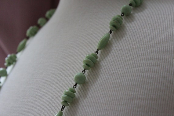 Art Deco Early Plastic/ Celluloid Green Bead Flap… - image 3