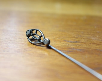 Art Nouveau Sterling Silver Stickpin with Paste Stones