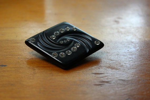 Art Deco Early Plastic Bakelite Era Pin with Rhin… - image 5