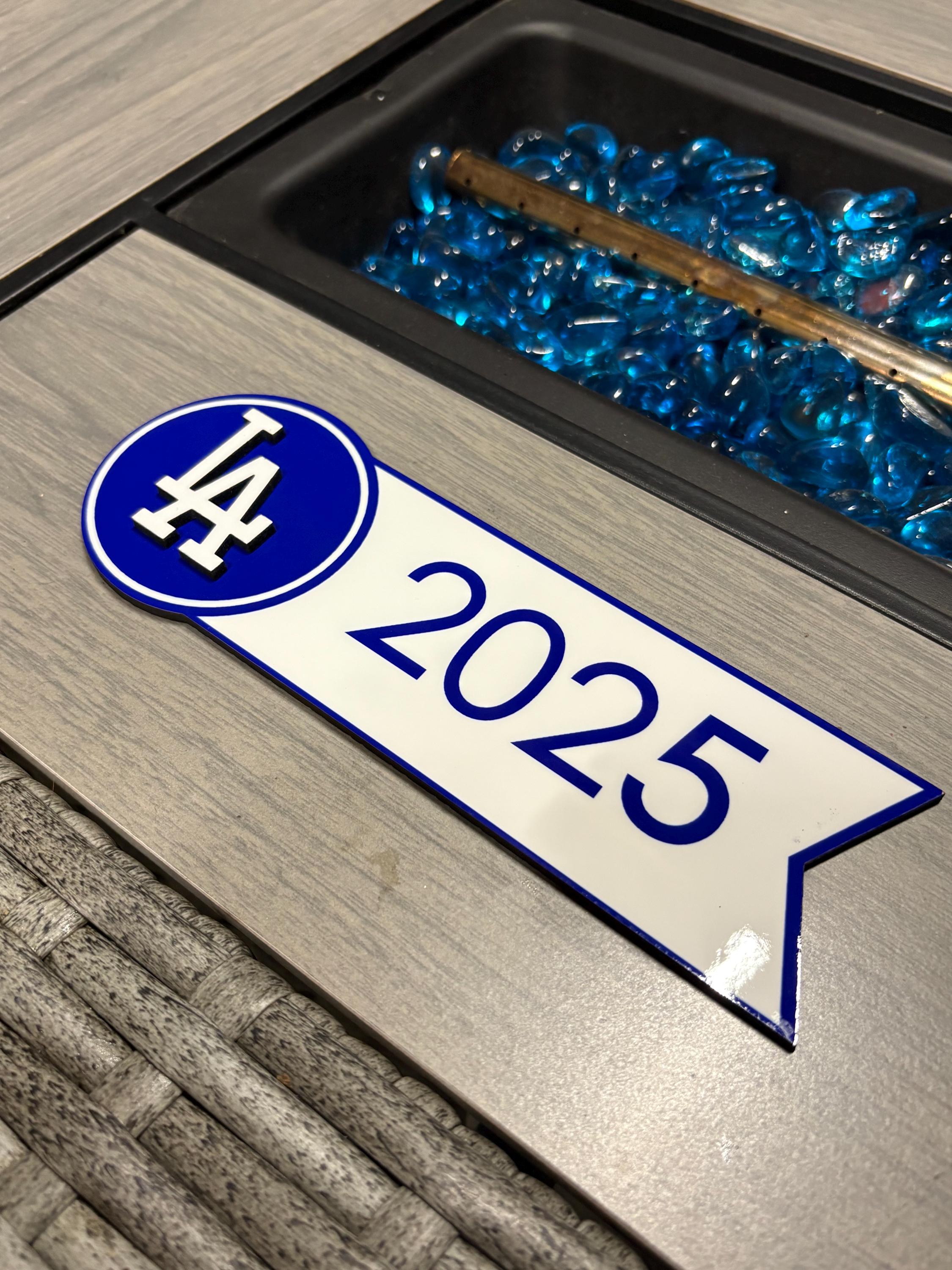 ドジャースのワールドシリーズ優勝ペナント（2025年を含む） - Etsy 日本